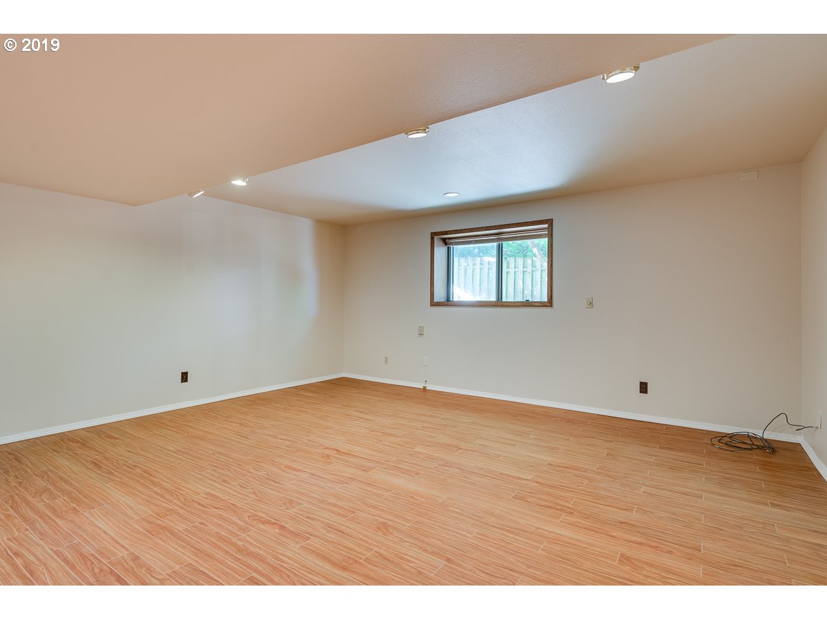 6205 Southwest Wilson Avenue Beaverton, OR 97008 - Photo 10 of 14