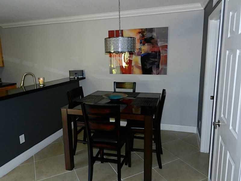 8055 Boca Rio Drive, Unit 41 Boca Raton, FL 33433 - Photo 5 of 20