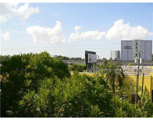 2630 Southwest 28th Street, Unit 29 Miami, FL 33133 - Photo 10 of 11