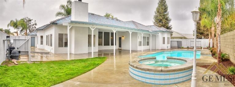 8112 Rockhampton Drive Bakersfield, CA 93313 - Photo 11 of 12