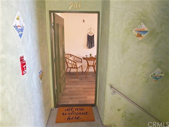 $390,000 | 1449 East 3rd Street, Unit 201, Long Beach, CA 90802