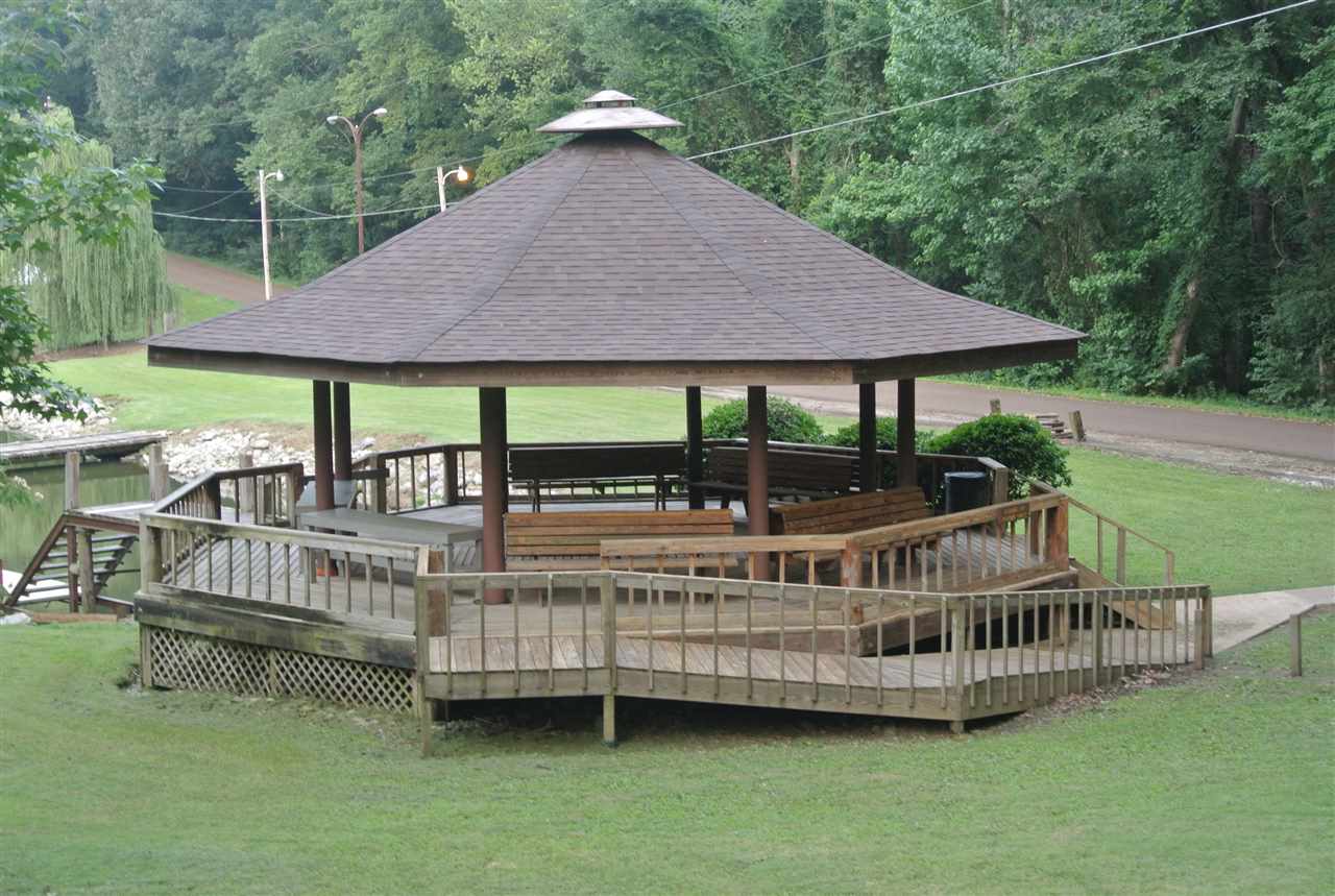 5787 Spring Lake Road Memphis, TN 38135 - Photo 20 of 23