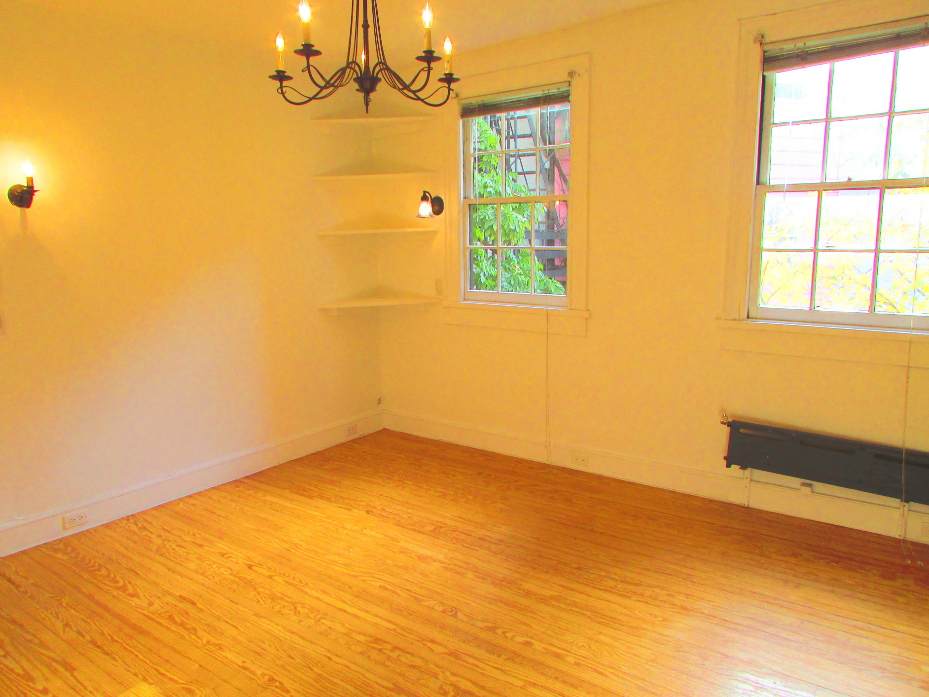 18 Christopher Street, Unit 15 Manhattan, NY 10014 - Photo 2 of 6