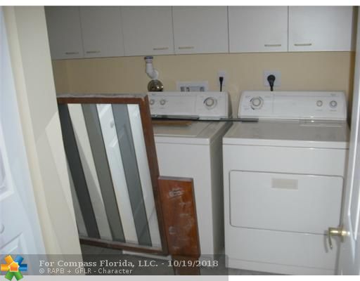 Olympia Wellington, FL 33414 - Photo 10 of 15