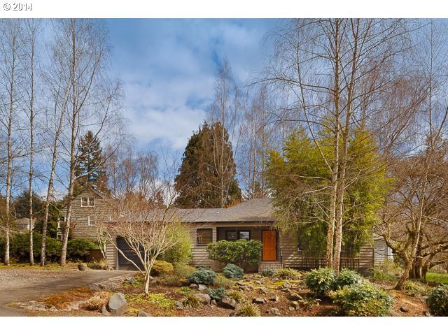 3034 Southwest Flower Terrace Portland, OR 97239 - Photo 1 of 16 Gallery Image 1