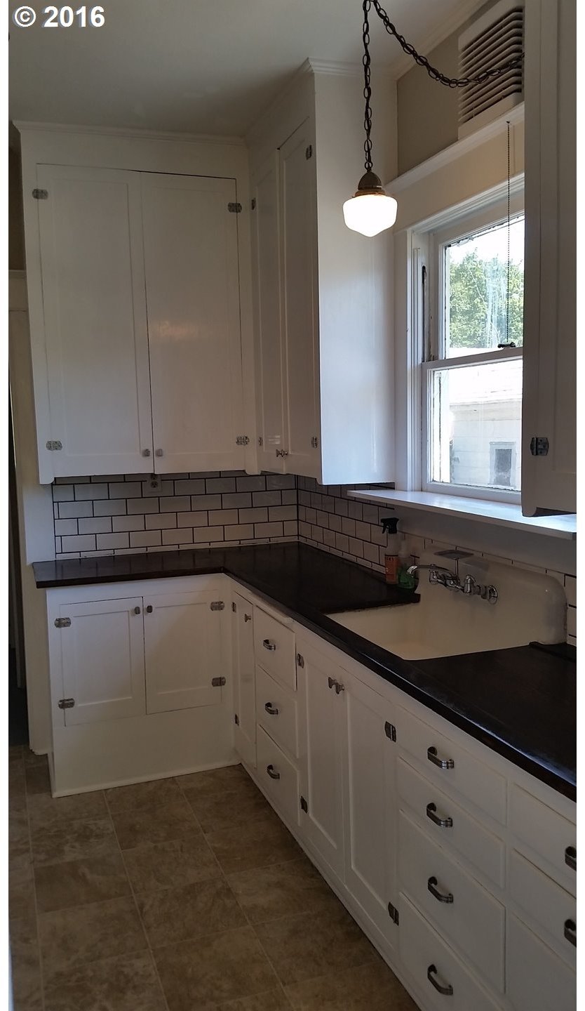 1305 9th Street La Grande, OR 97850 - Photo 5 of 17