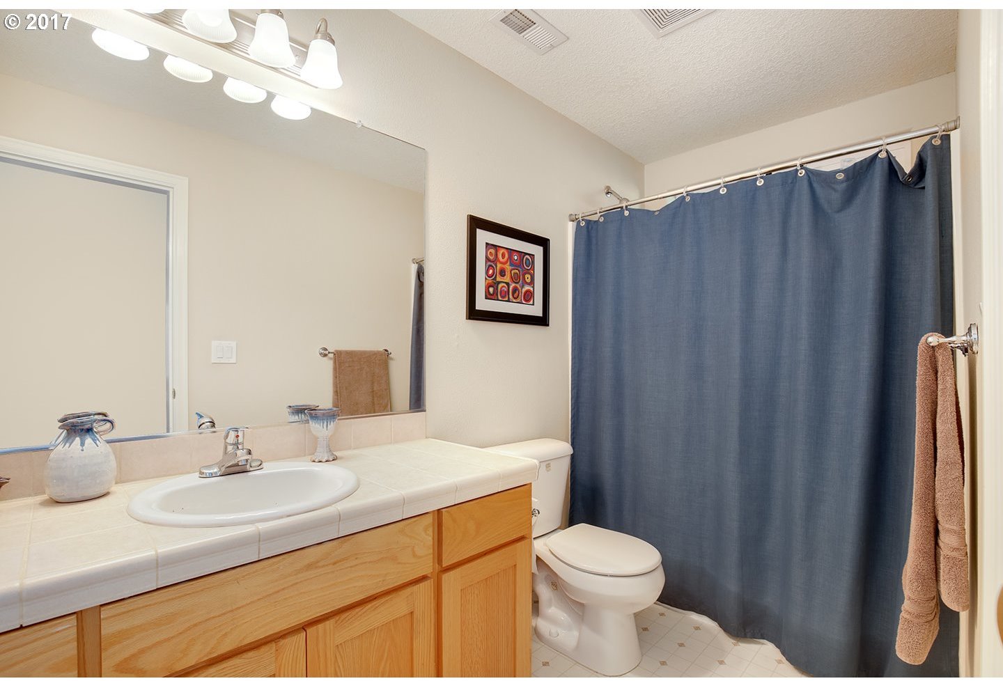 12873 Southwest Ridgefield Lane Portland, OR 97223 - Photo 18 of 32 Gallery Image 18