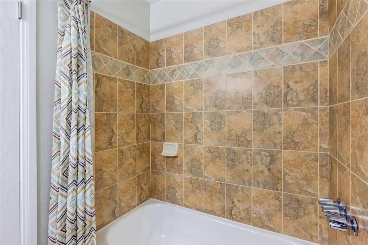 634 Erica Street Escondido, CA 92027 - Photo 13 of 25