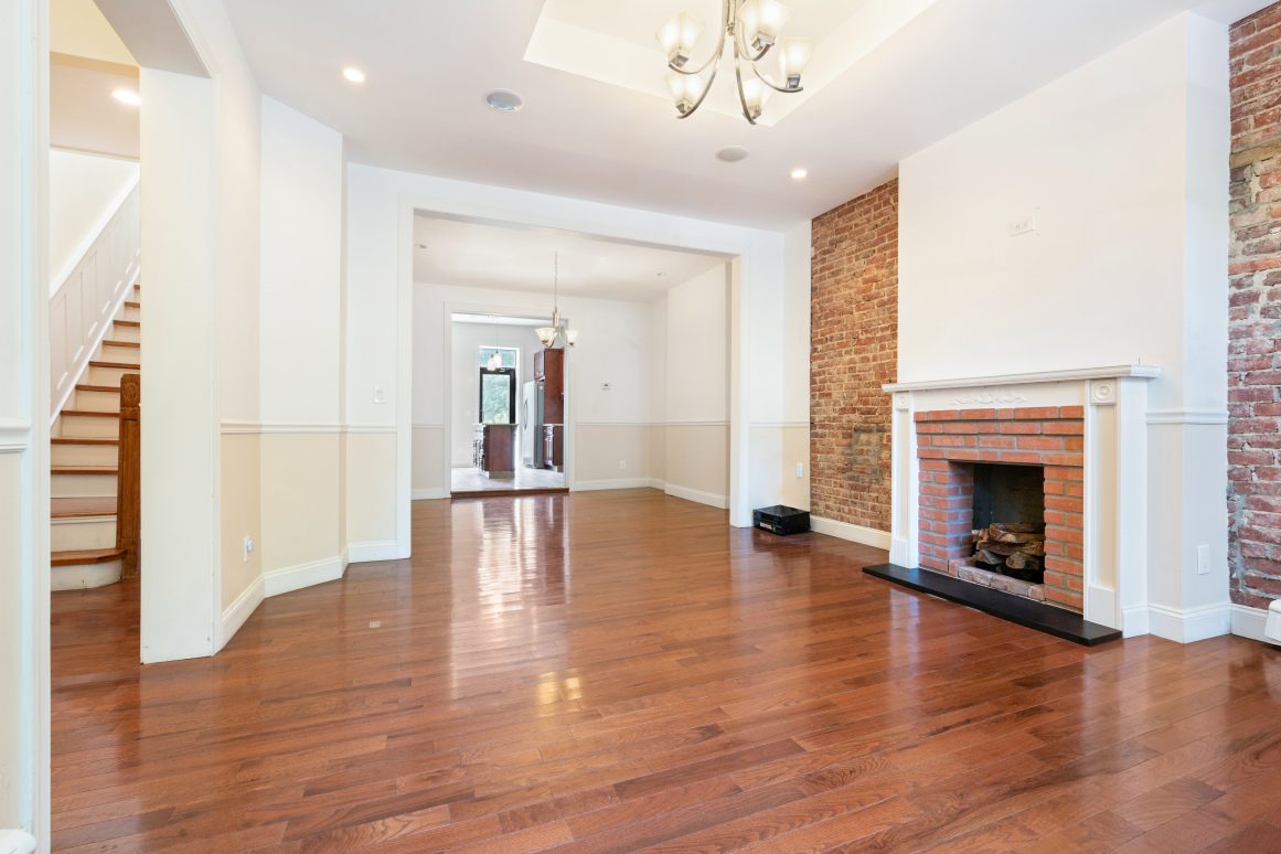 910 St Johns Place Brooklyn, NY 11216 - Photo 2 of 16