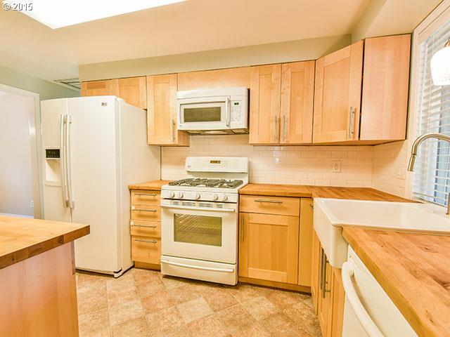 19250 Southwest Prospect Place Aloha, OR 97078 - Photo 4 of 15 Gallery Image 4