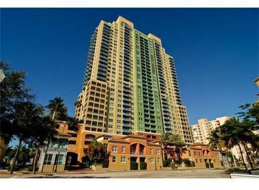 90 Alton Road, Unit 1707 Miami Beach, FL 33139 - Photo 1 of 6