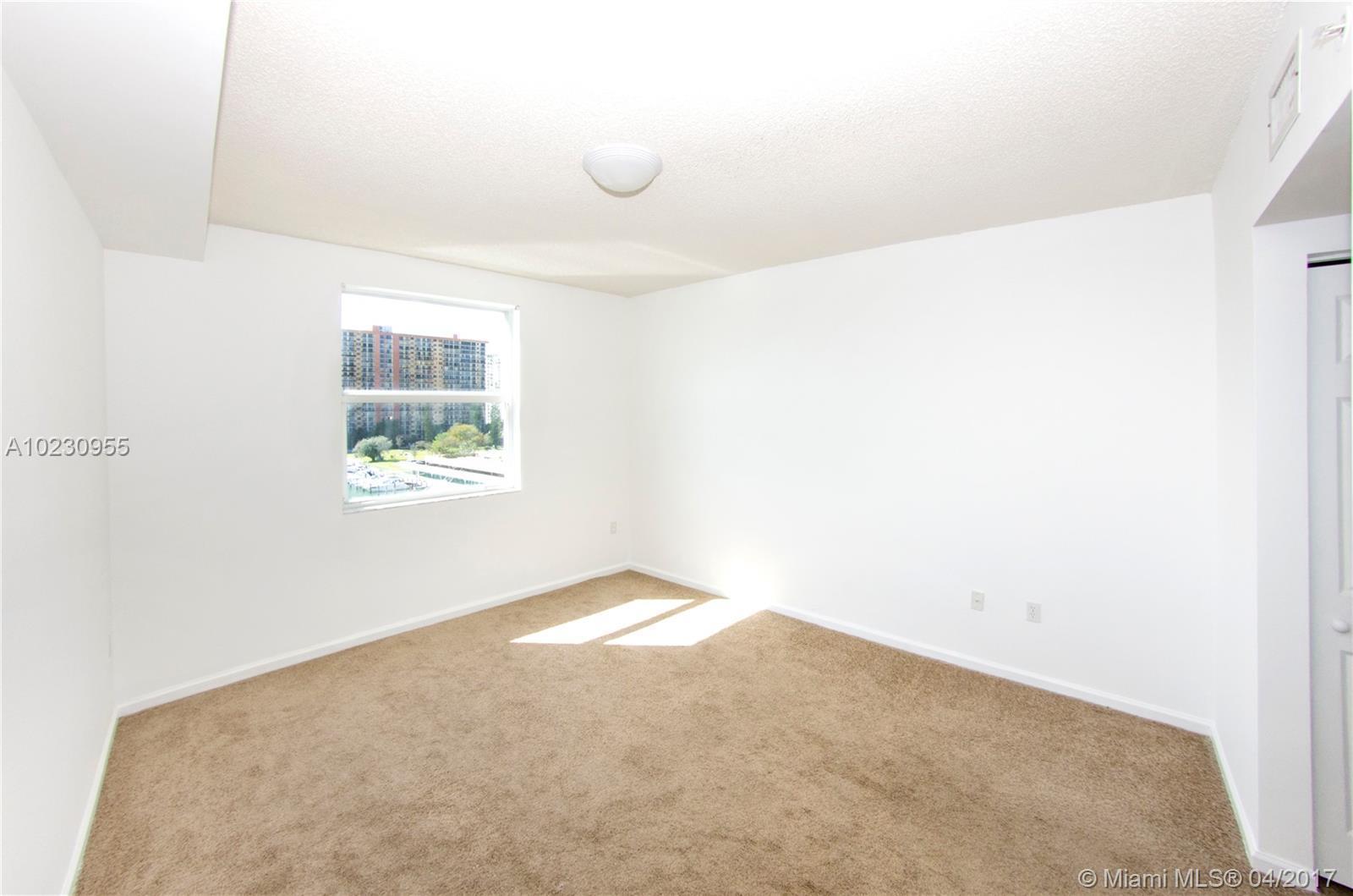 17150 North Bay Road, Unit 2708 Sunny Isles Beach, FL 33160 - Photo 26 of 35