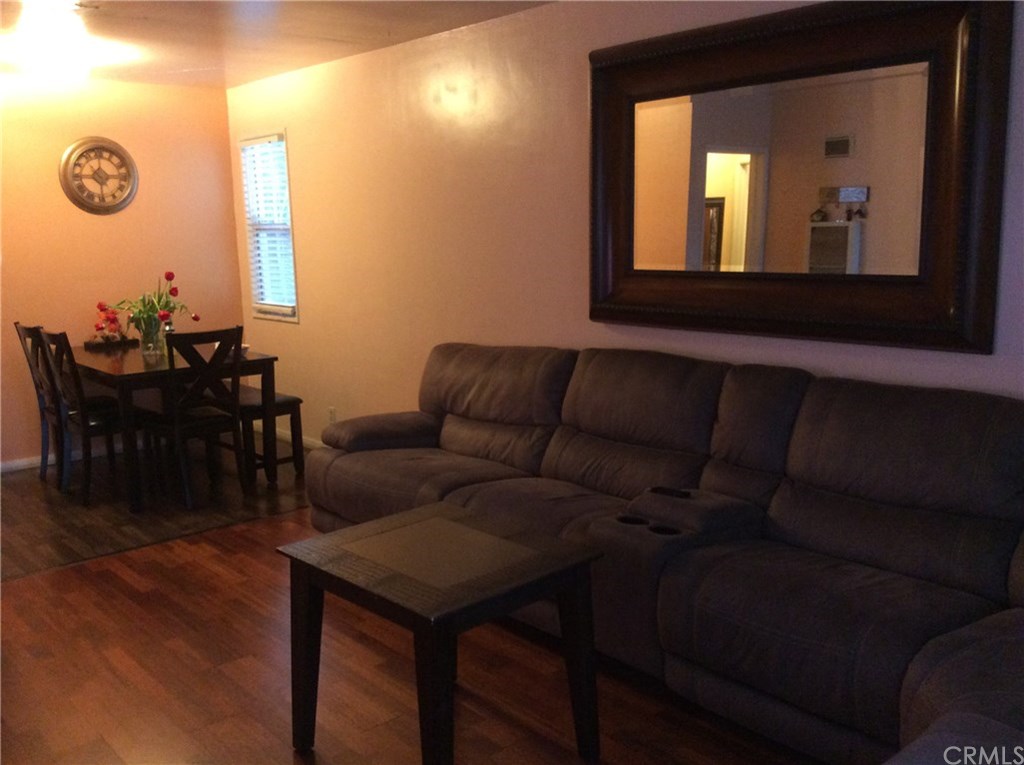 8564 Cole Street Downey, CA 90242 - Photo 4 of 14