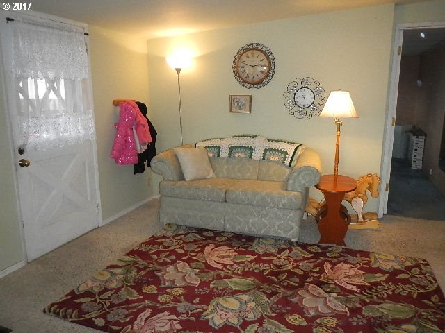 79419 Walker Road Hermiston, OR 97838 - Photo 12 of 32 Gallery Image 12