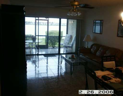 567 Banks Road Margate, FL 33063 - Photo 6 of 7