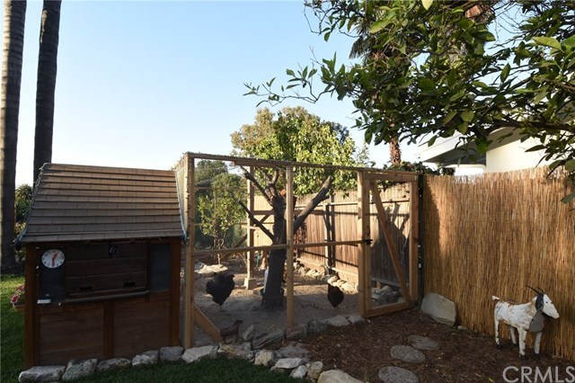 12 Harbor Sight Drive Rolling Hills Estates, CA 90274 - Photo 45 of 56 Last chicken coop photo, we promise!