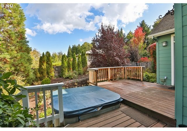 609 Ridgeview Court Hood River, OR 97031 - Photo 12 of 31 Gallery Image 12