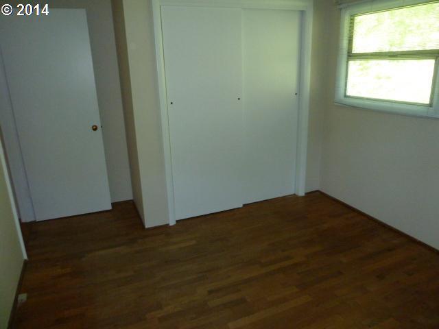 2700 Southwest Taylors Ferry Road Portland, OR 97219 - Photo 9 of 16 Gallery Image 9