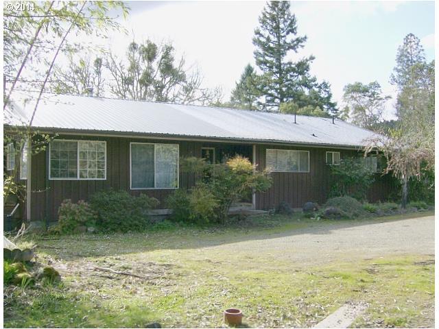 1090 Azalea-Glen Road Azalea, OR 97410 - Photo 1 of 15 Gallery Image 1