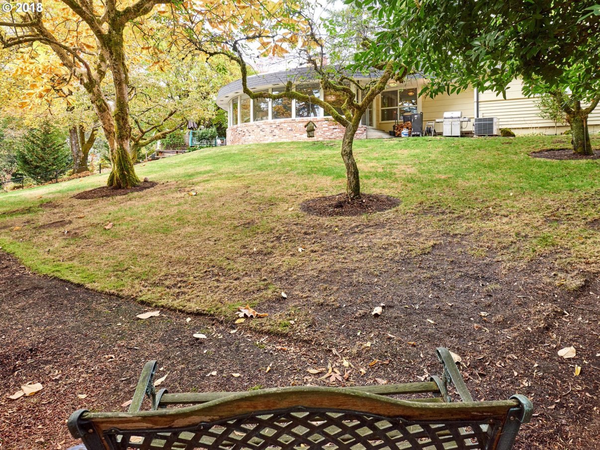 7750 Southwest Linden Road Portland, OR 97225 - Photo 31 of 32 Gallery Image 31