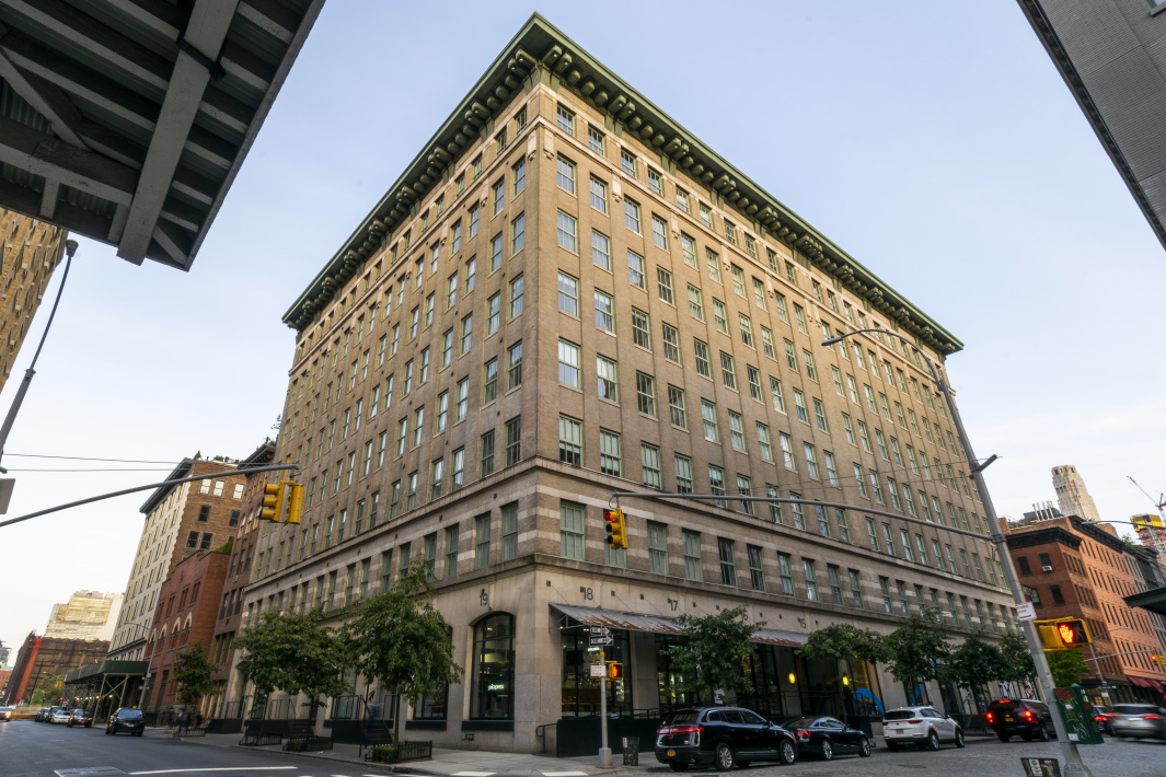 415 Greenwich St, Manhattan, NY 10013 - Photo 2 of 11