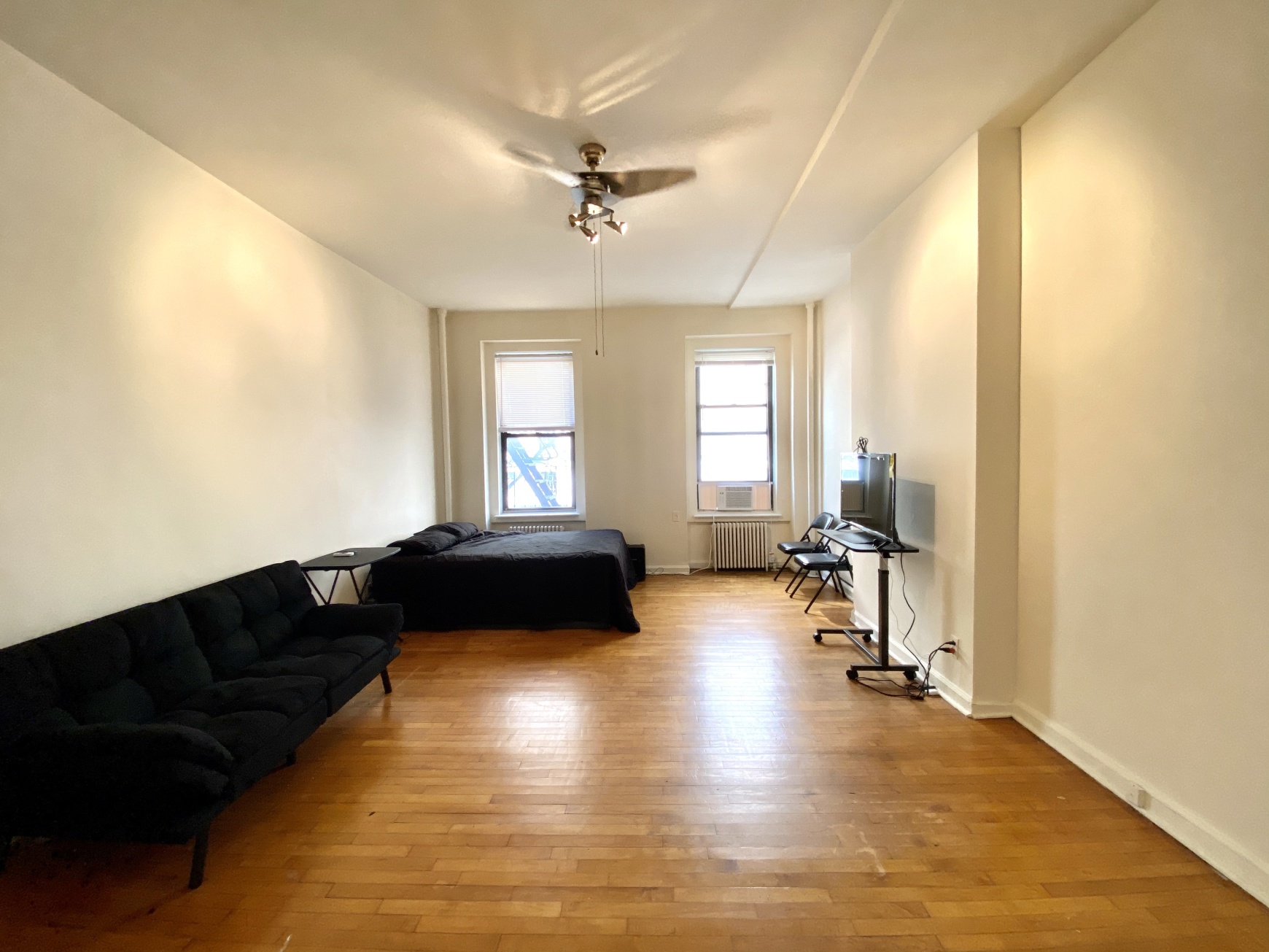 352 West 56th Street, Unit 2A Manhattan, NY 10019 - Photo 2 of 11