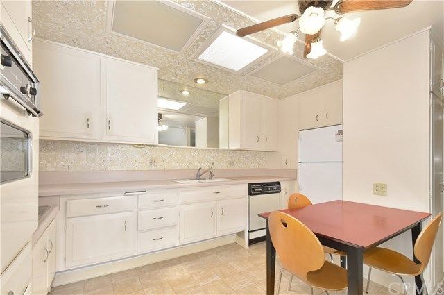 $235,000 | 1330 Oakmont Road, Unit 144L, Seal Beach, CA 90740