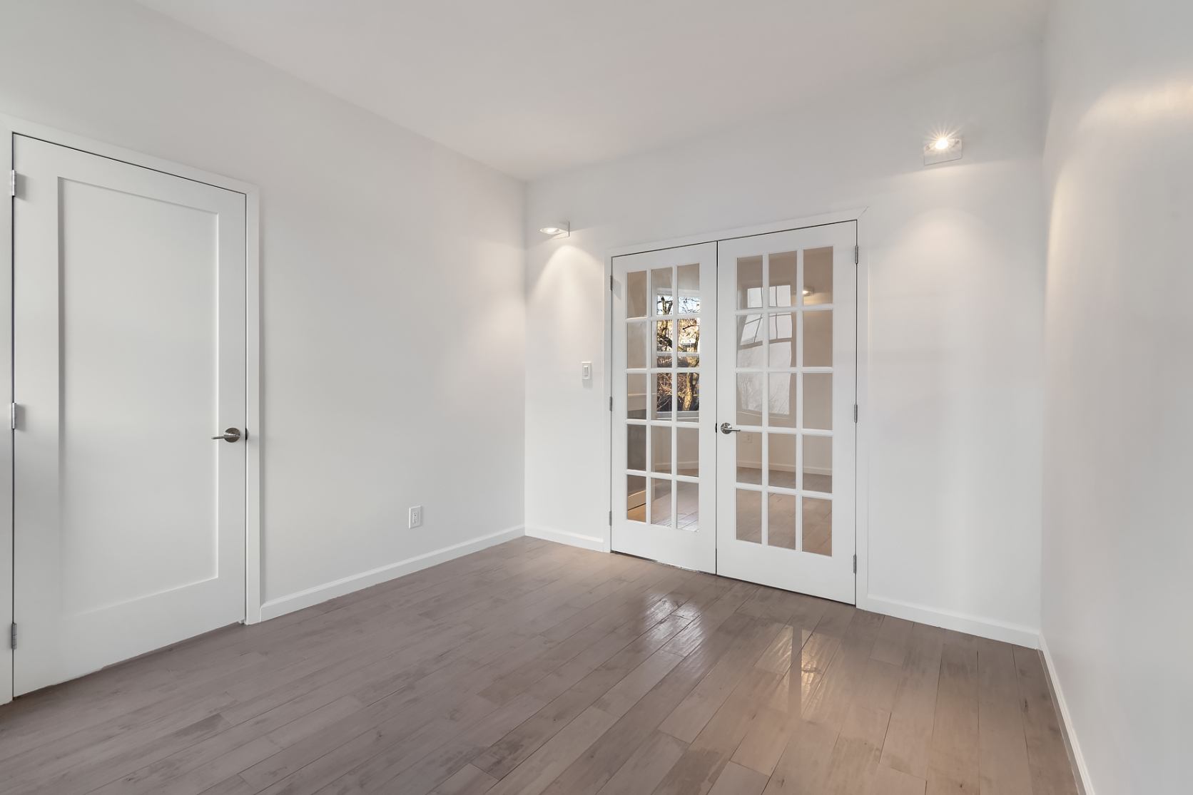 19 Christopher Street, Unit 18 Manhattan, NY 10014 - Photo 4 of 5