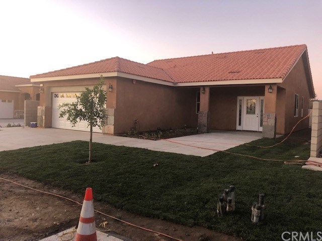 9272 Olive Street Fontana, CA 92335 - Photo 1 of 18