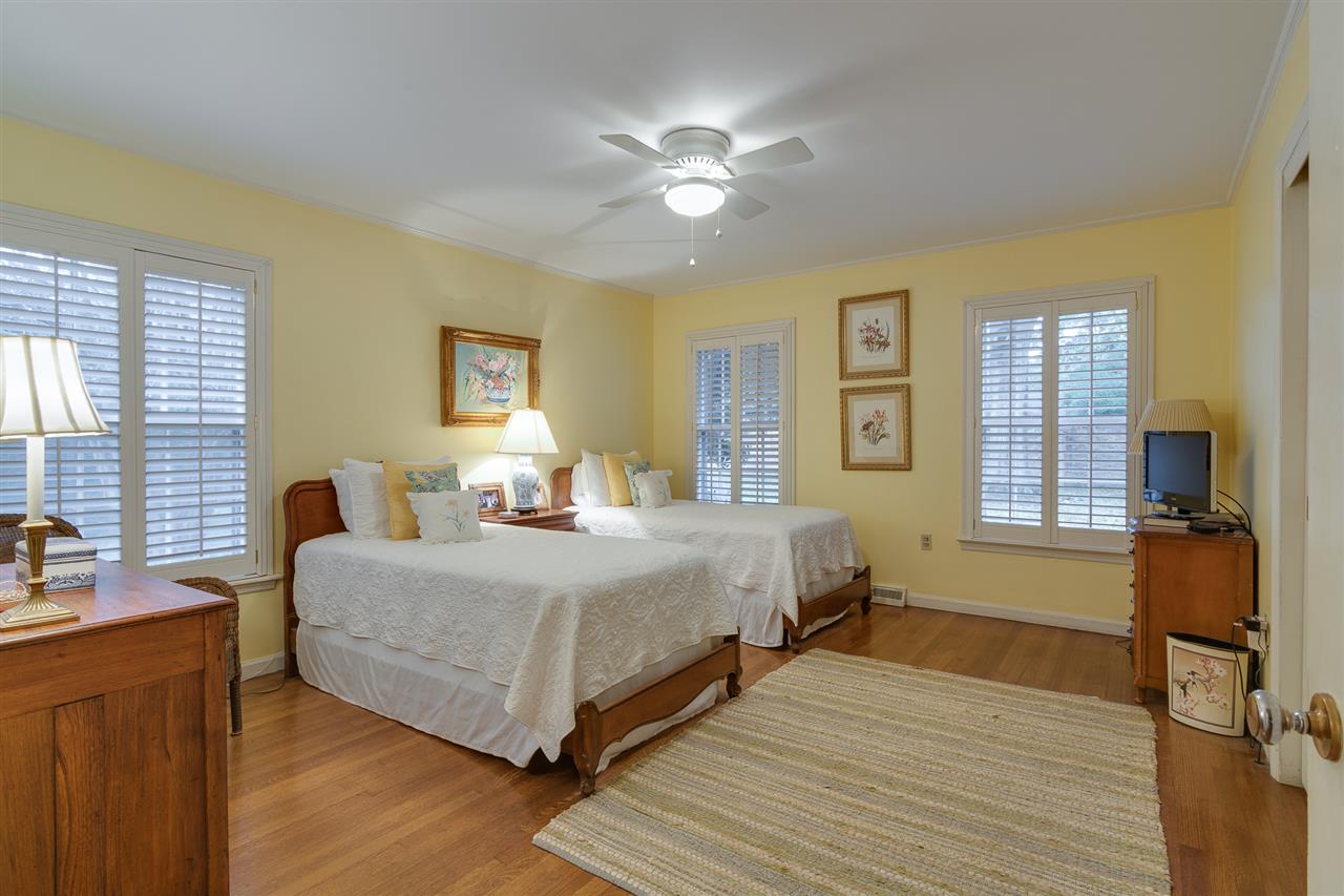 381 Greenfield Road Memphis, TN 38117 - Photo 16 of 25 Gallery Image 16