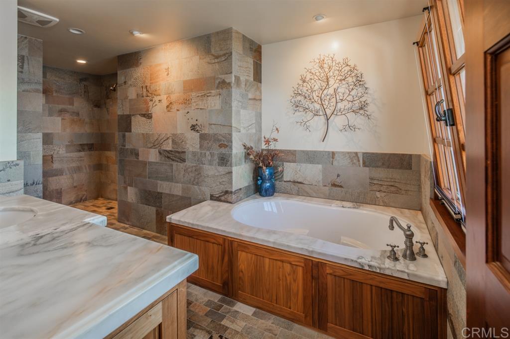 617 West Circle Drive Solana Beach, CA 92075 - Photo 17 of 21