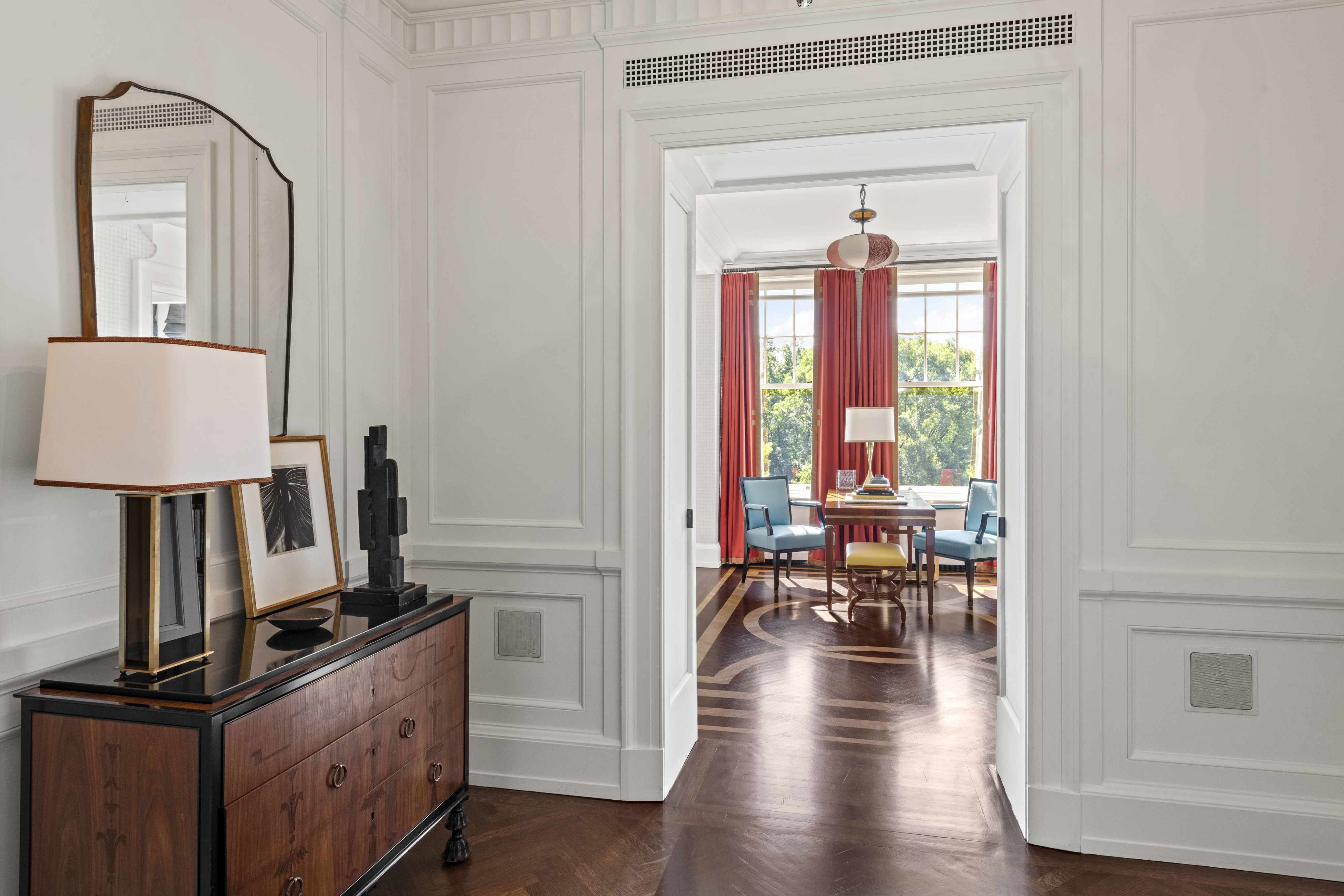 50 Central Park West, Unit 5A Manhattan, NY 10023 - Photo 4 of 23