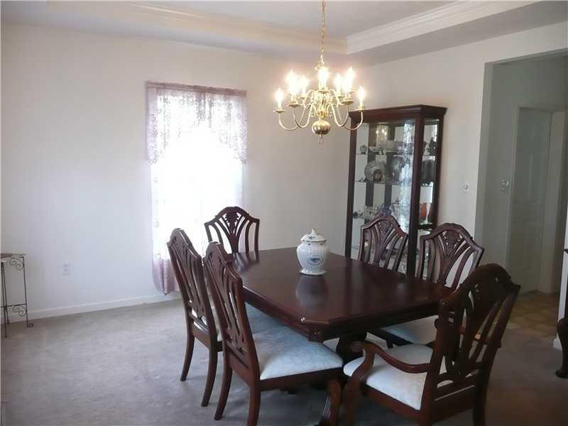 269 Field Club Circle McKees Rocks, PA 15136 - Photo 5 of 22