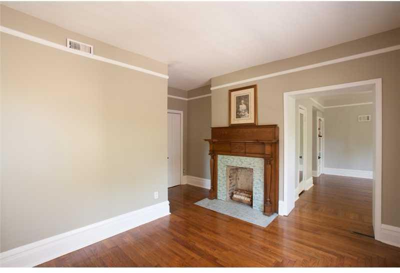 45 Edgecliff Road Rosslyn Farms, PA 15106 - Photo 10 of 17