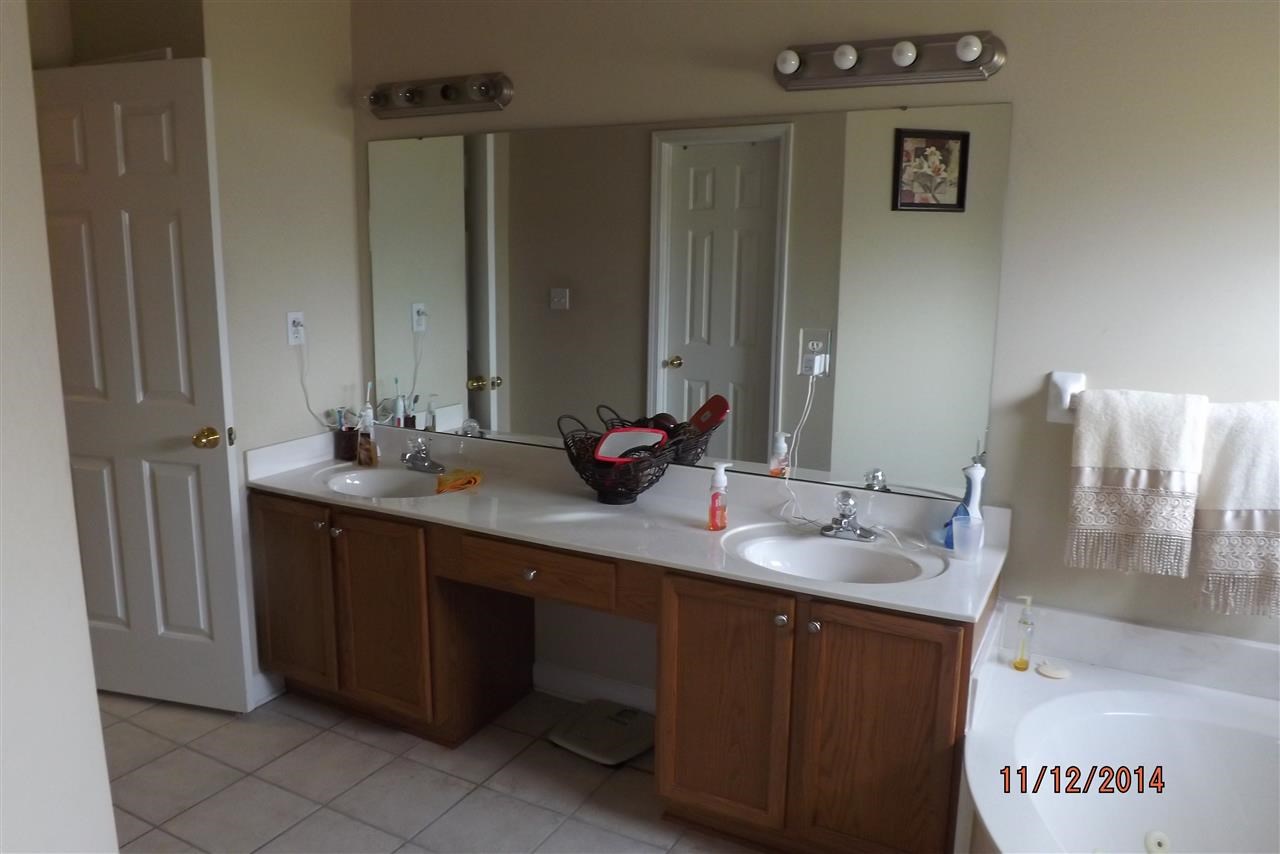 4839 Ridge Walk Lane Memphis, TN 38125 - Photo 5 of 24 Gallery Image 5