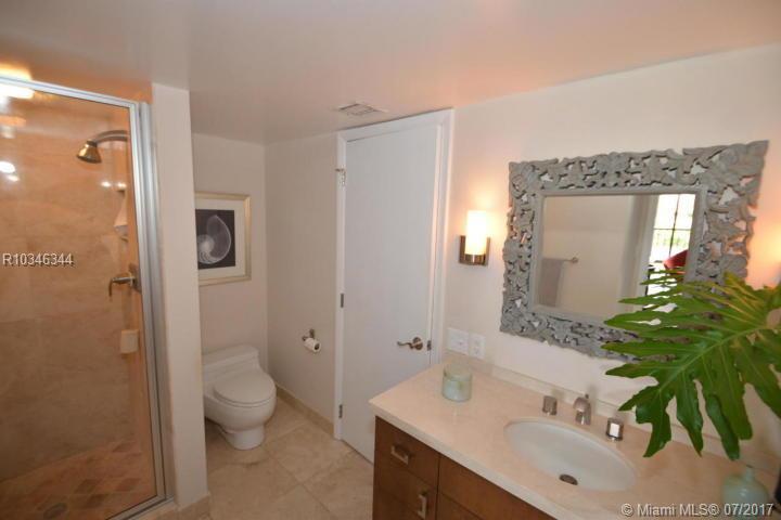16940 Bay Street, Unit N306 Jupiter, FL 33477 - Photo 10 of 43