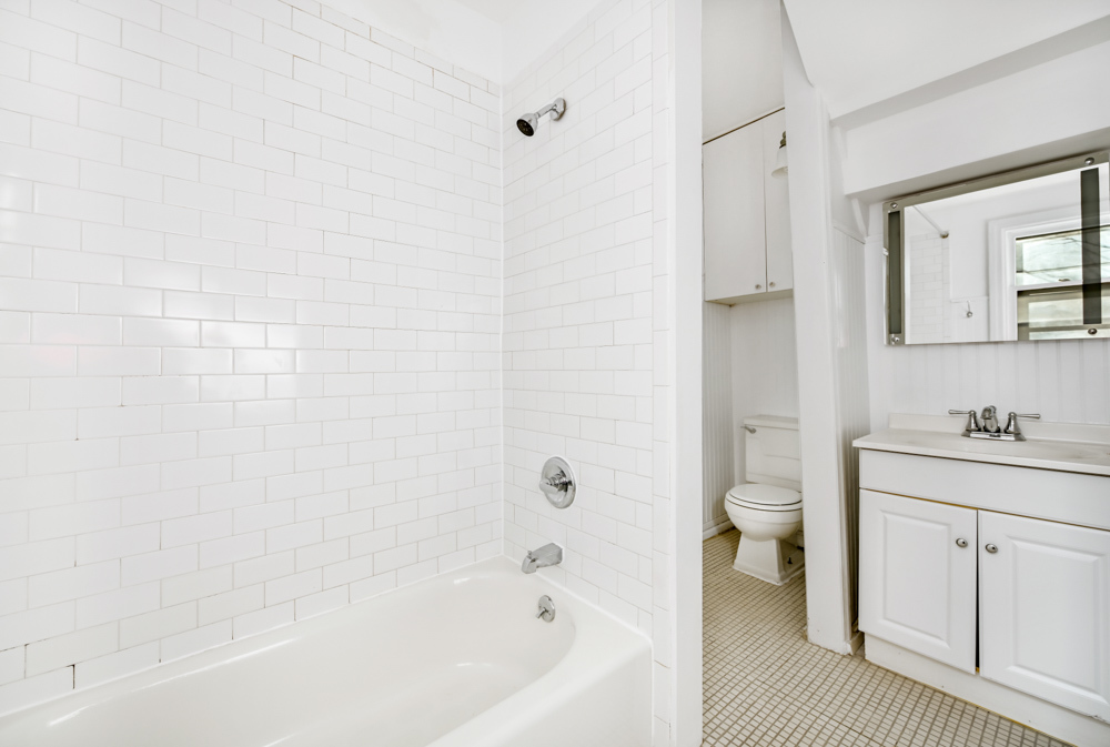 112 Oak Street Brooklyn, NY 11222 - Photo 26 of 28