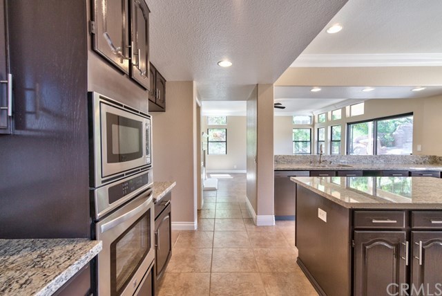 3086 Diamondview Circle Corona, CA 92882 - Photo 10 of 66