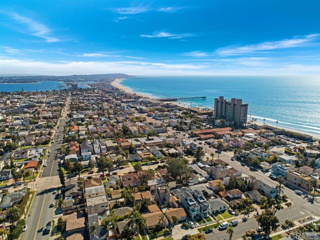 869 Beryl Street San Diego, CA 92109 - Photo 2 of 25 1.5 Blocks to the Pacific Ocean and a plethora of eateries and activities offered in North Pacific Beach.