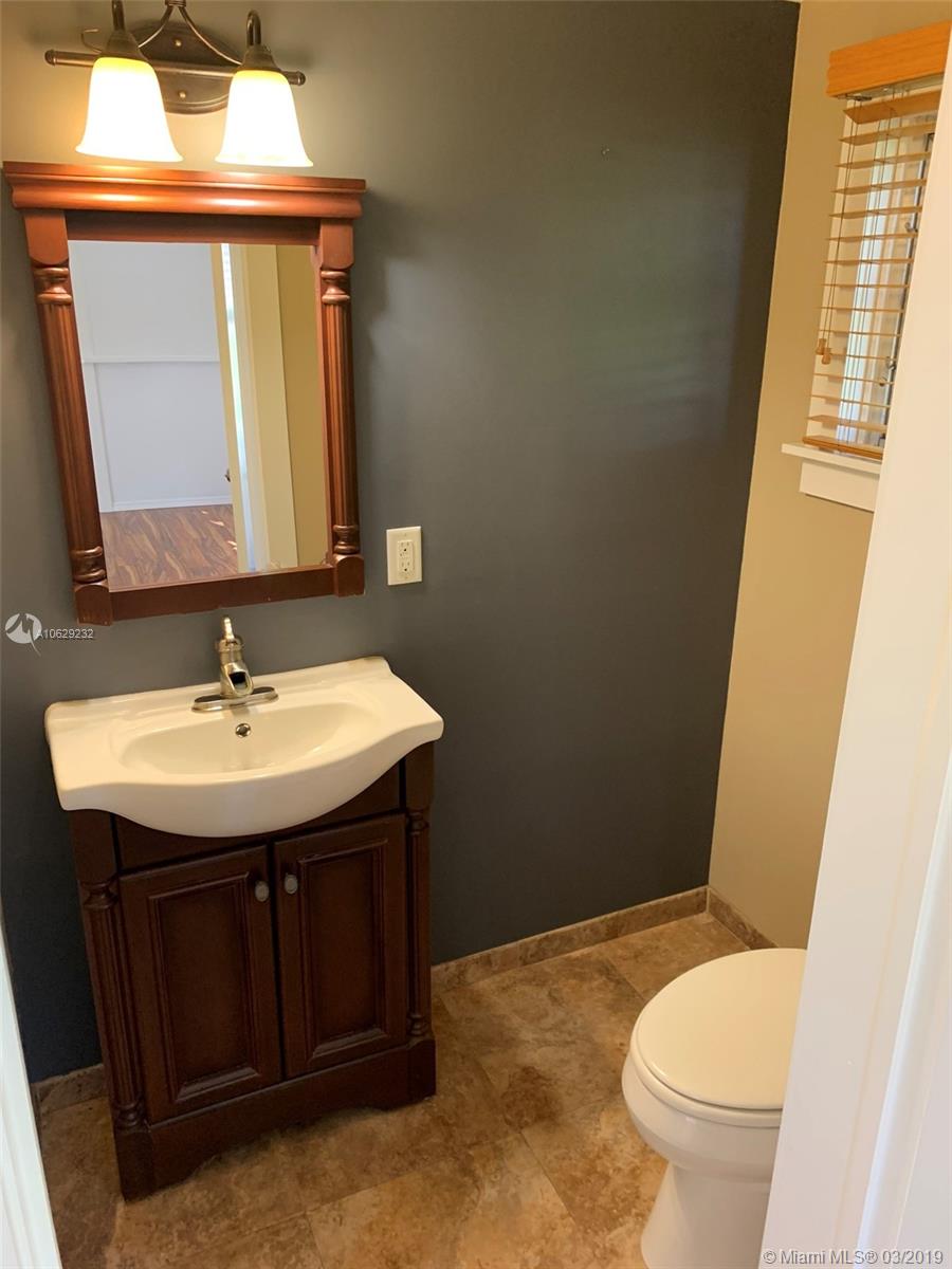 4518 County Line Road Tequesta, FL 33469 - Photo 11 of 23