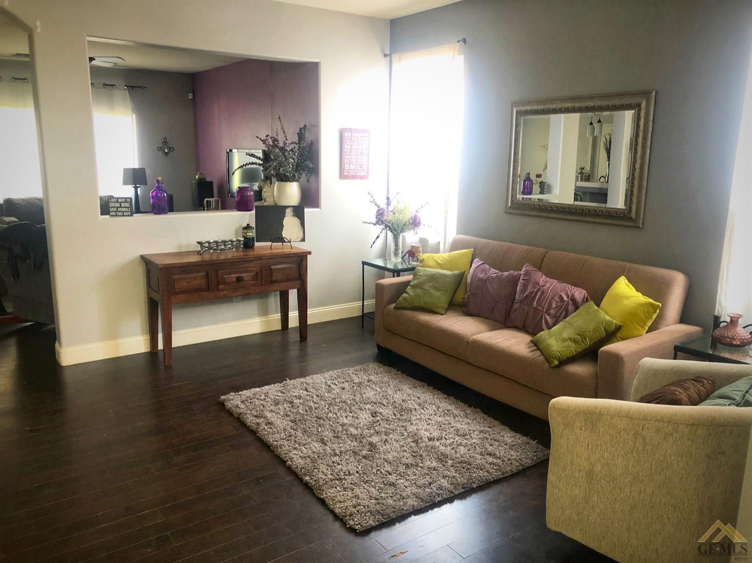 7006 Slickrock Drive Bakersfield, CA 93313 - Photo 3 of 5