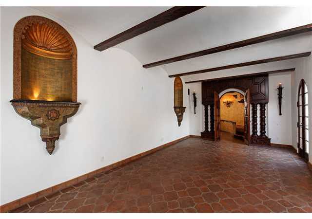 1538 Kearsarge Road La Jolla, CA 92037 - Photo 9 of 25