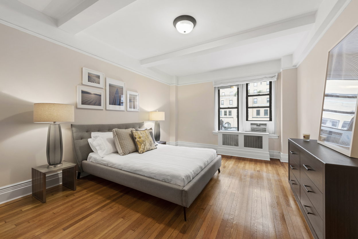 245 West 74th Street, Unit 6C Manhattan, NY 10023 - Photo 4 of 14