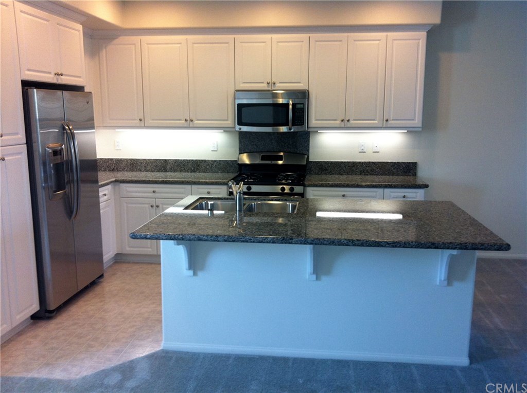 113 Silverado Irvine, CA 92618 - Photo 3 of 7