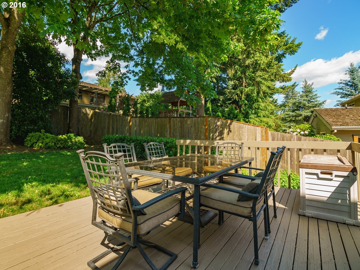 9830 Southwest Dapplegrey Loop Beaverton, OR 97008 - Photo 25 of 25 Gallery Image 25