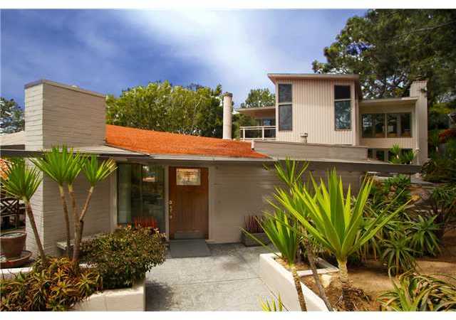 336 Pine Needles Drive Del Mar, CA 92014 - Photo 2 of 17 Front entry to house