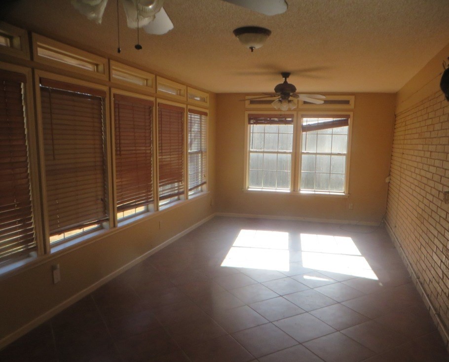 5302 Whitworth Road Memphis, TN 38116 - Photo 10 of 20 Gallery Image 10