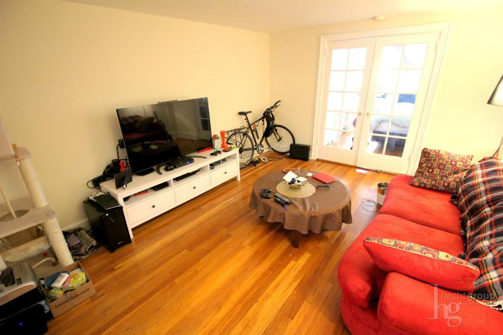 557 2nd Avenue, Unit 3 Manhattan, NY 10016 - Photo 1 of 6