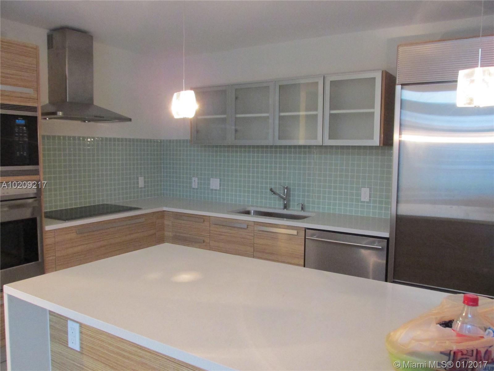 Edgewater Miami, FL 33137 - Photo 3 of 14