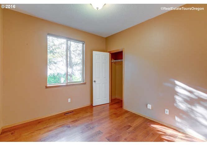 11940 Northwest Tyler Court Portland, OR 97229 - Photo 19 of 29